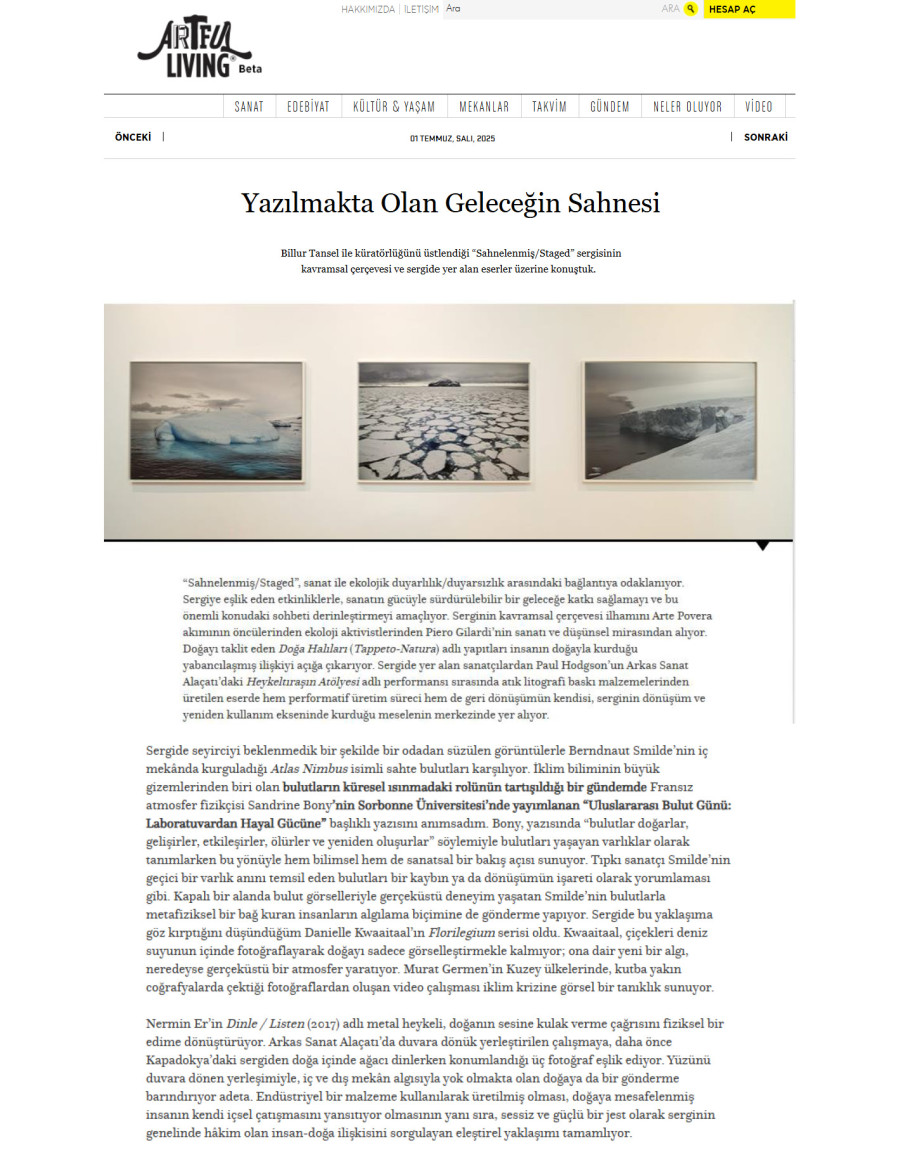 Yazılmakta Olan Geleceğin Sahnesi